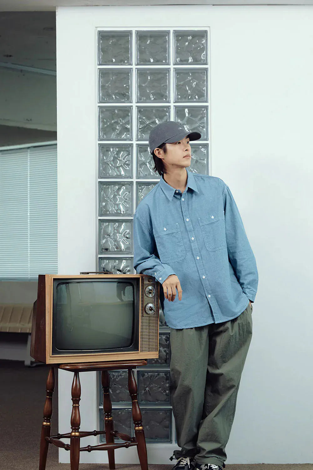 2 Pocket Denim Shirt - Light Blue