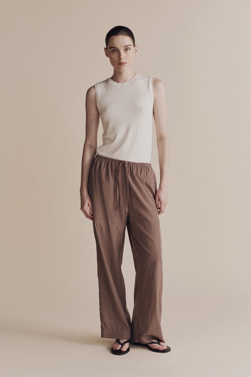Sleeveless Knit Top - Ivory