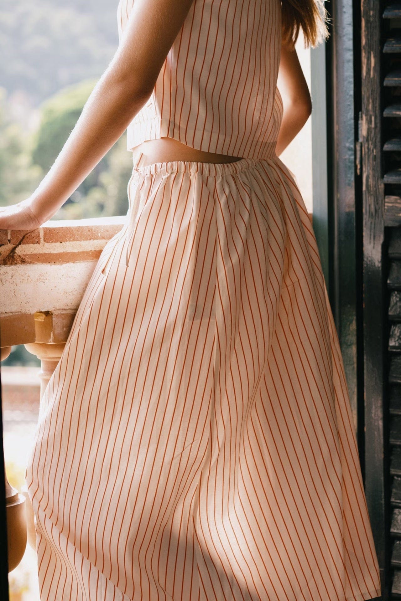 Thin Stripes Bow Skirt