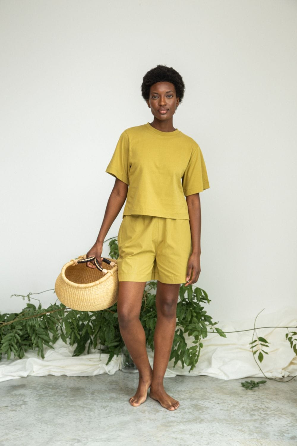 Bay Tee - Bright Olive