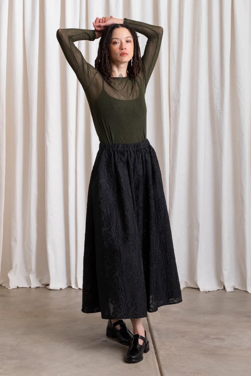 Full Skirt - Black Flower