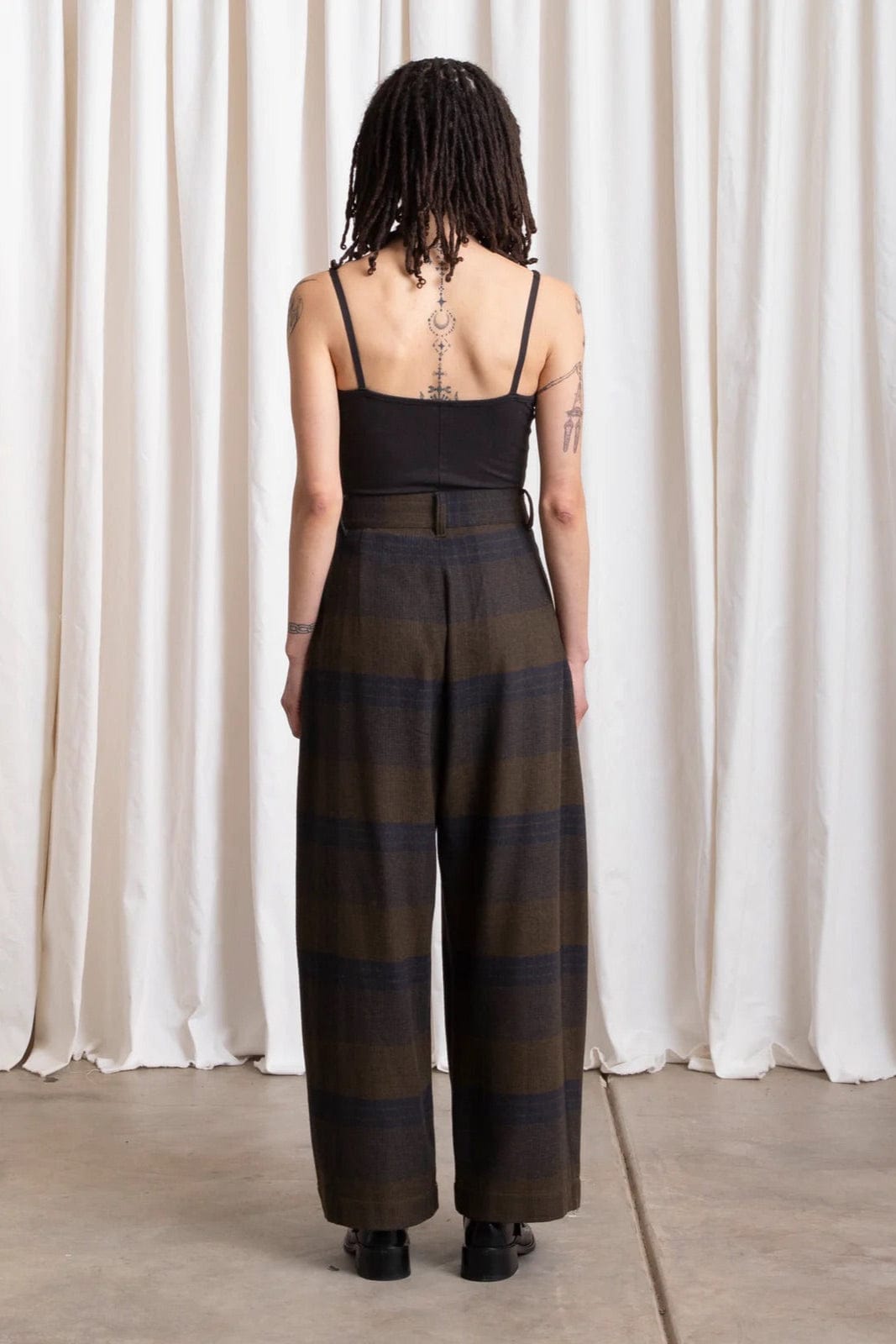 Wool Loose Barrel Pant- Olive / Navy