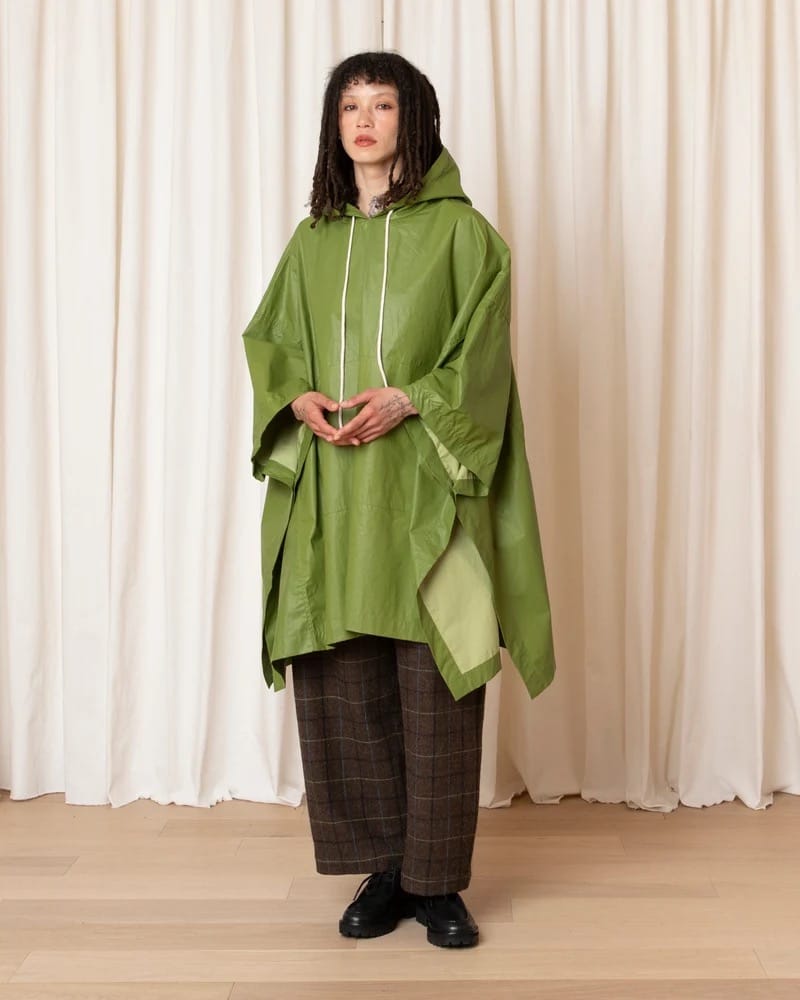 Poncho - Grass Green
