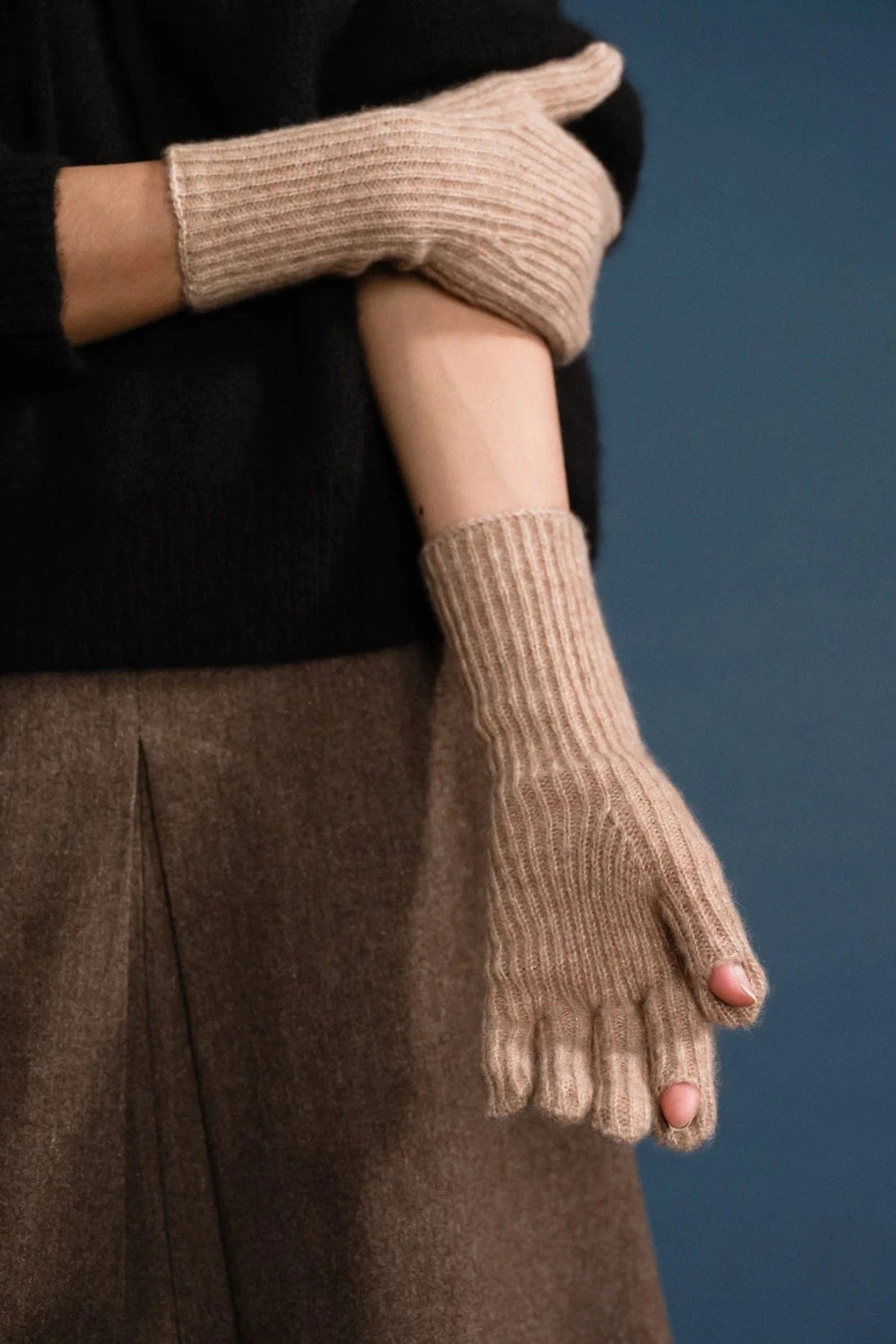 Cashmere Ribbed Gloves - Fawn