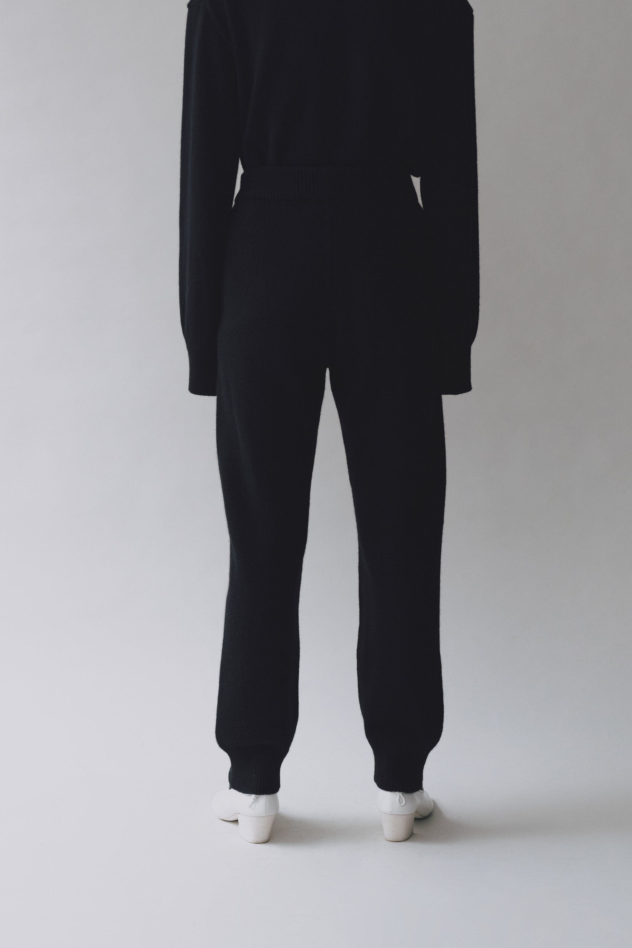 Cashmere Blend Knit Pant - Black