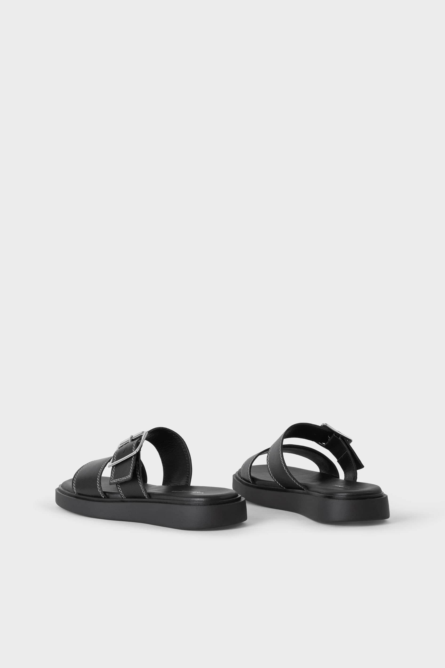 Connie Sandal - Black