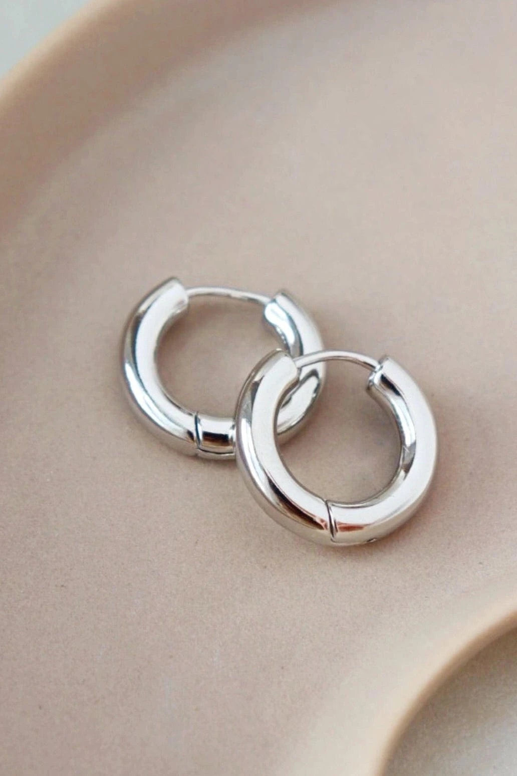 Everyday Hoops - 16k White Gold Fill