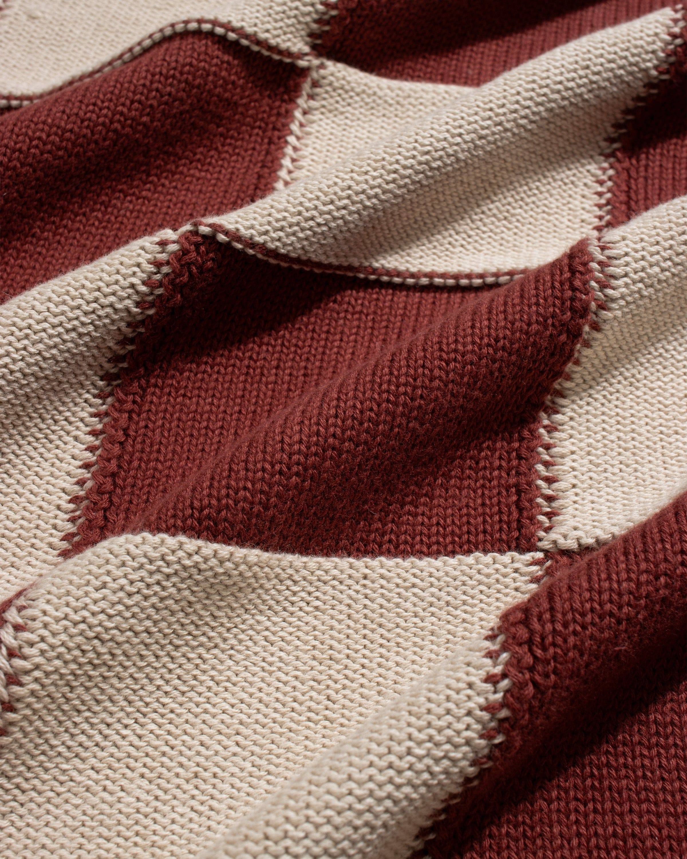 Velzy Knitted Cardigan - Red / Sand Check