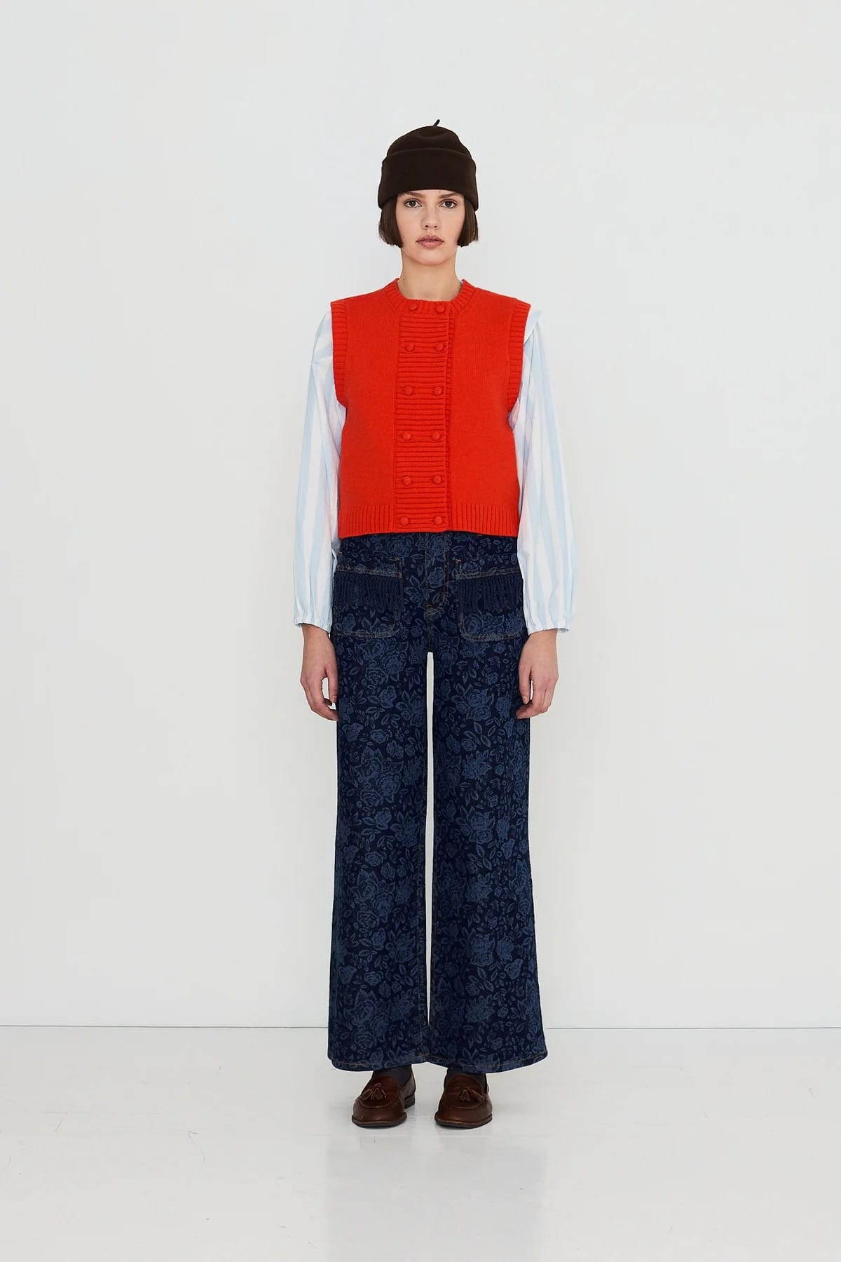 Buttoned Vest - Summer Red