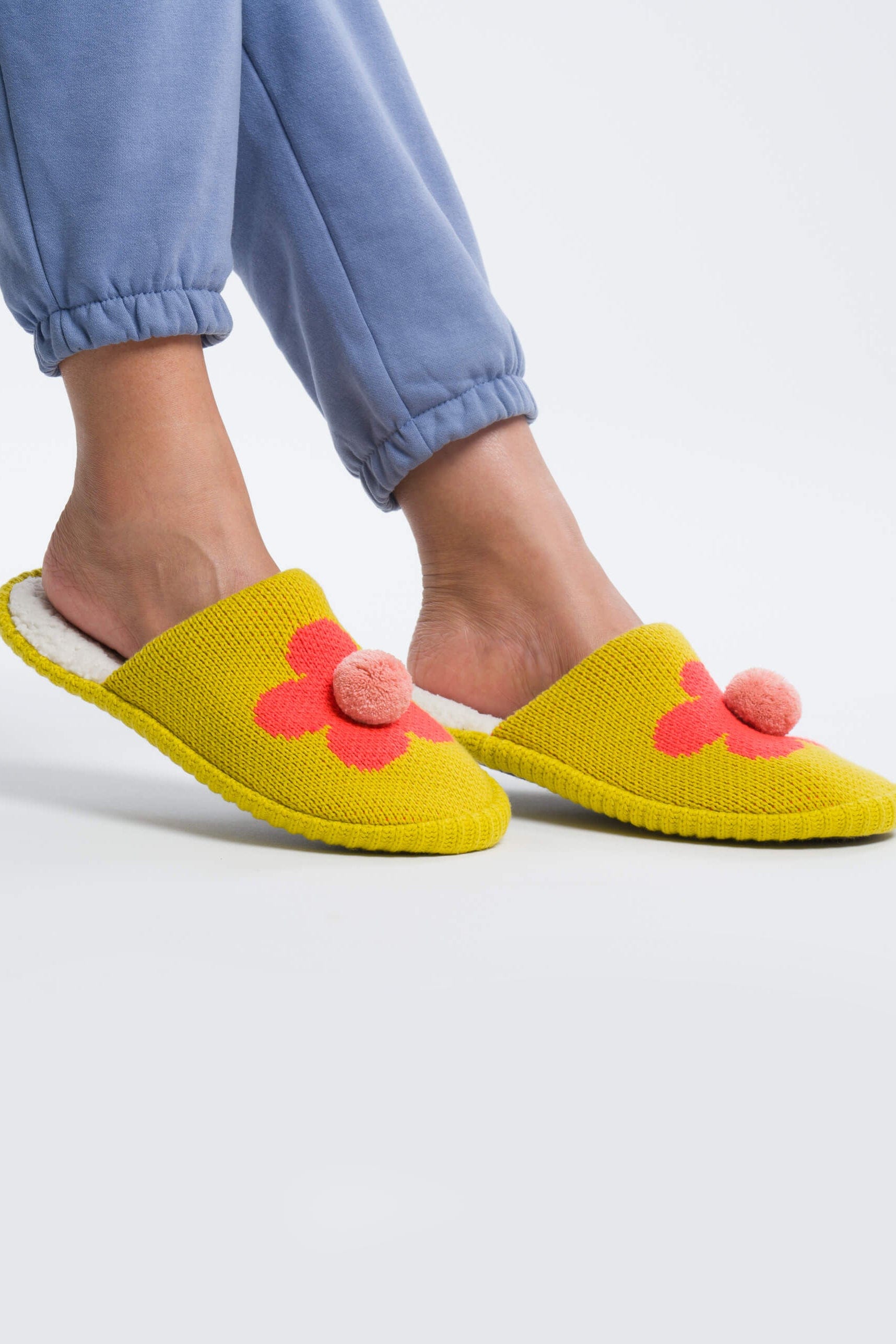 Flower Pom Slide Slippers - Golden Olive