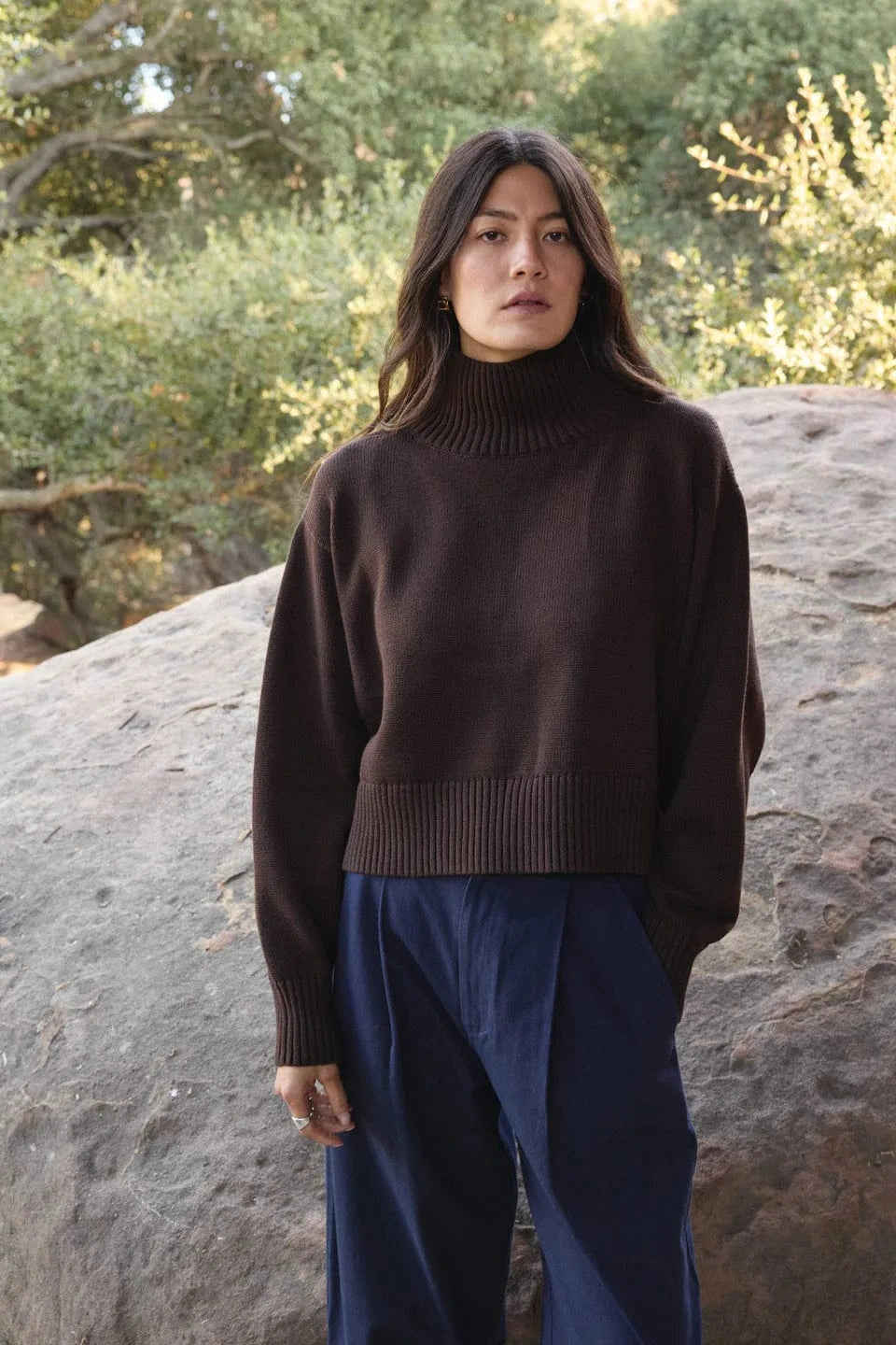Crop Cotton Turtleneck - Walnut