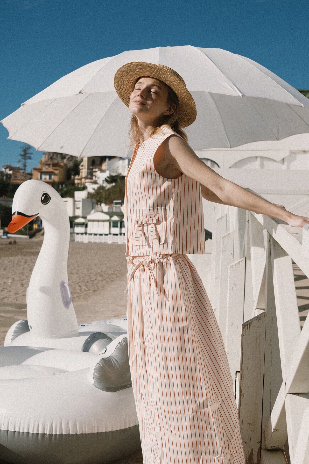 Thin Stripes Bow Skirt