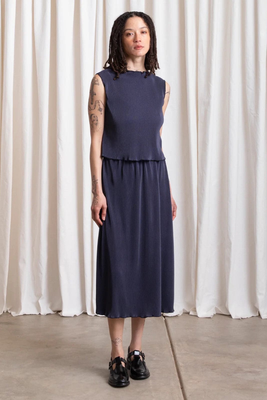 High Neck Pleated Tank - Navy