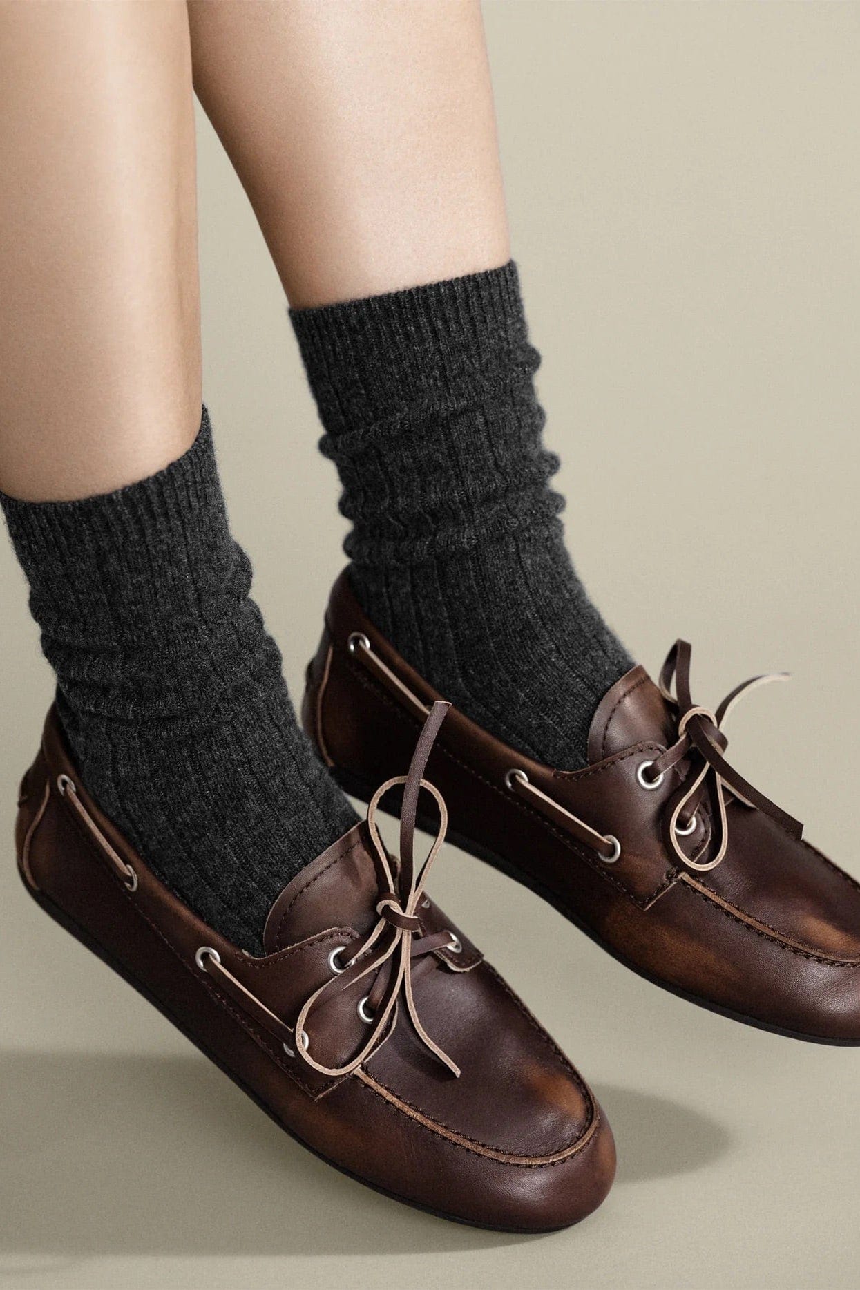 Italia Cashmere Cozy Rib Crew- Charcoal
