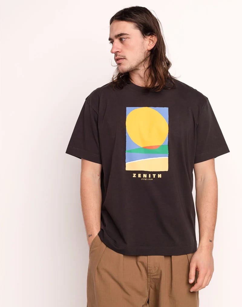 Zenith Tee - Noir Carbon